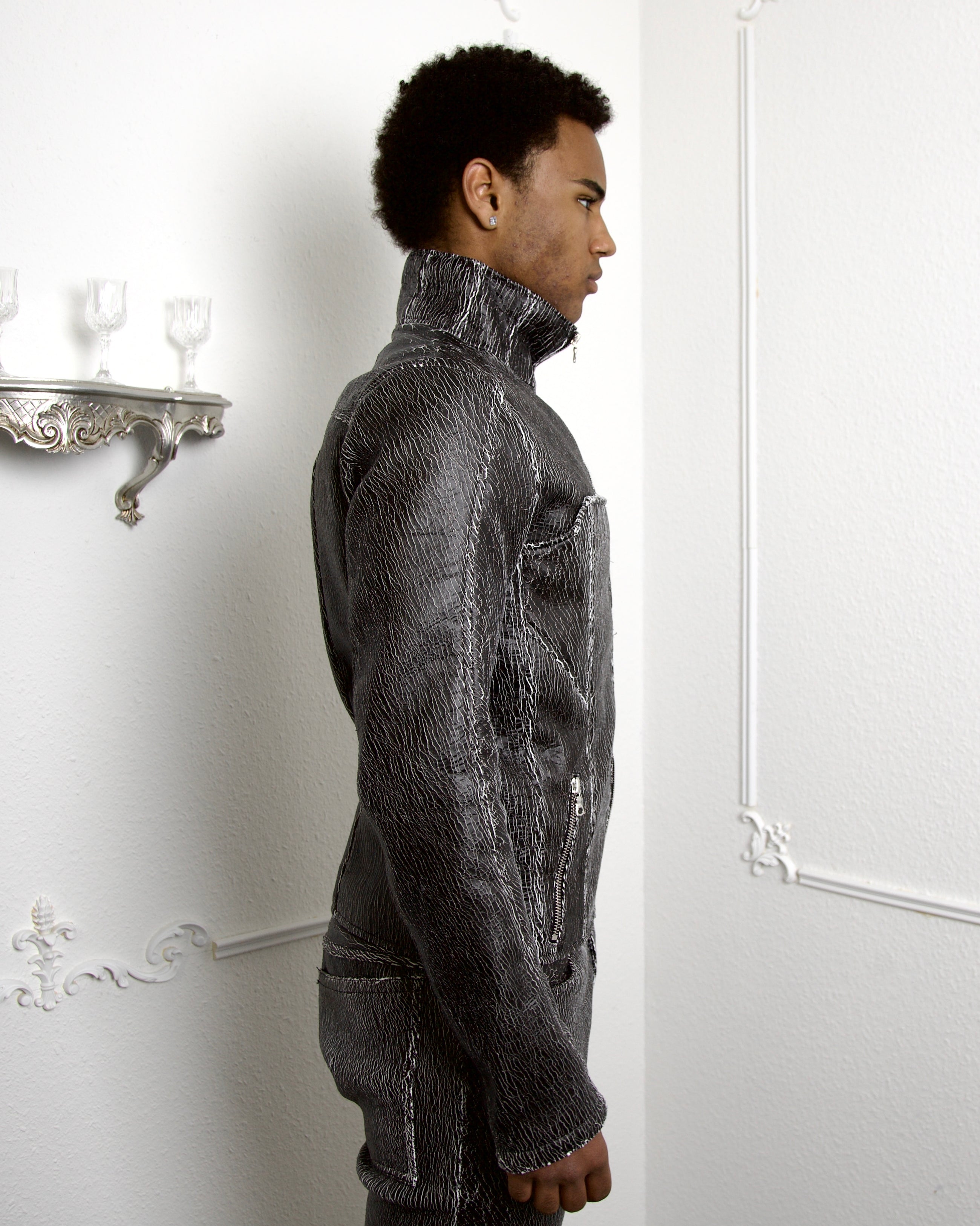 Cracked Leather Jacket (black)