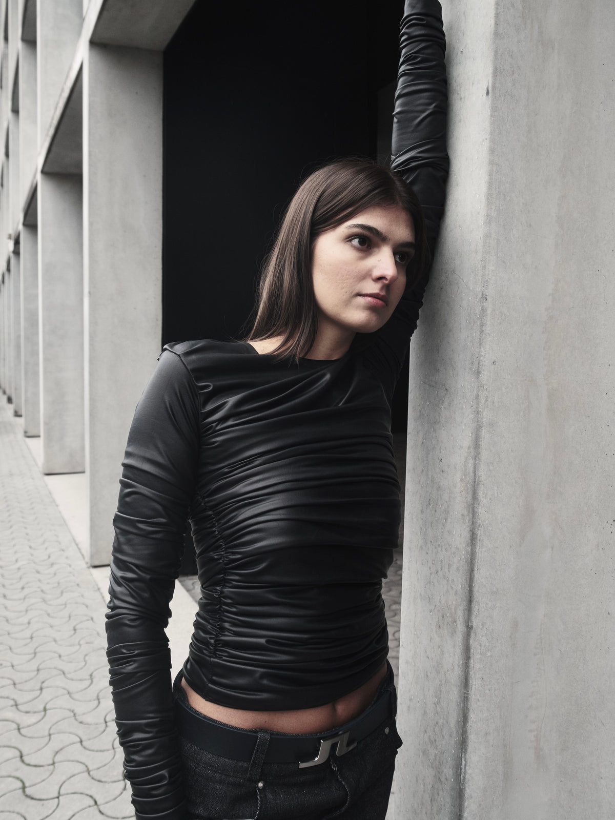 Drape Long Sleeve Leather Without Collar Sample