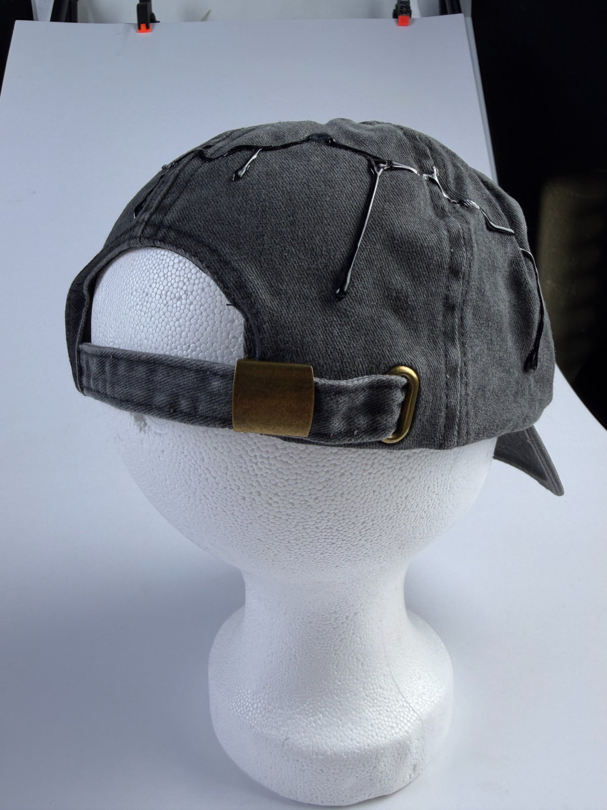 Bleeding Cap Sample – Ansicht 1