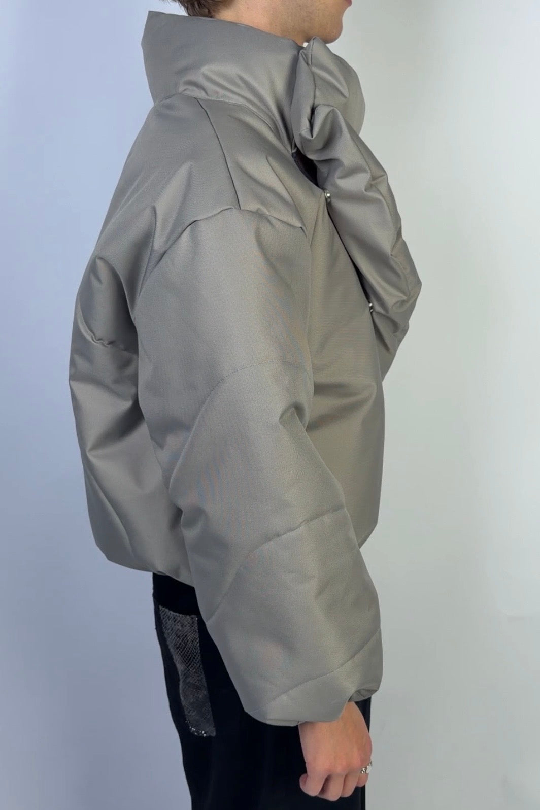 Wave Puffer Gray Sample