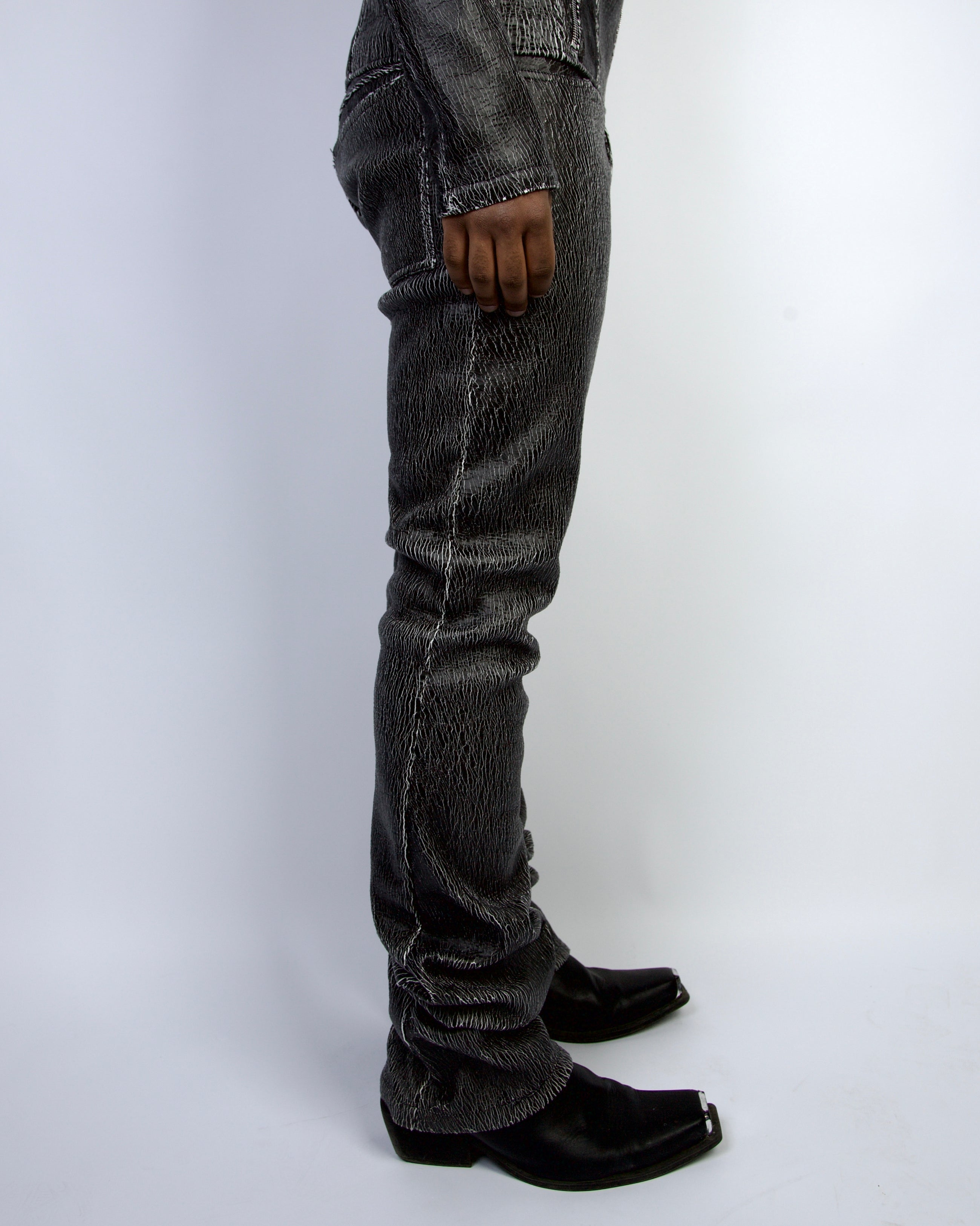 Cracked Leather Pants (black)