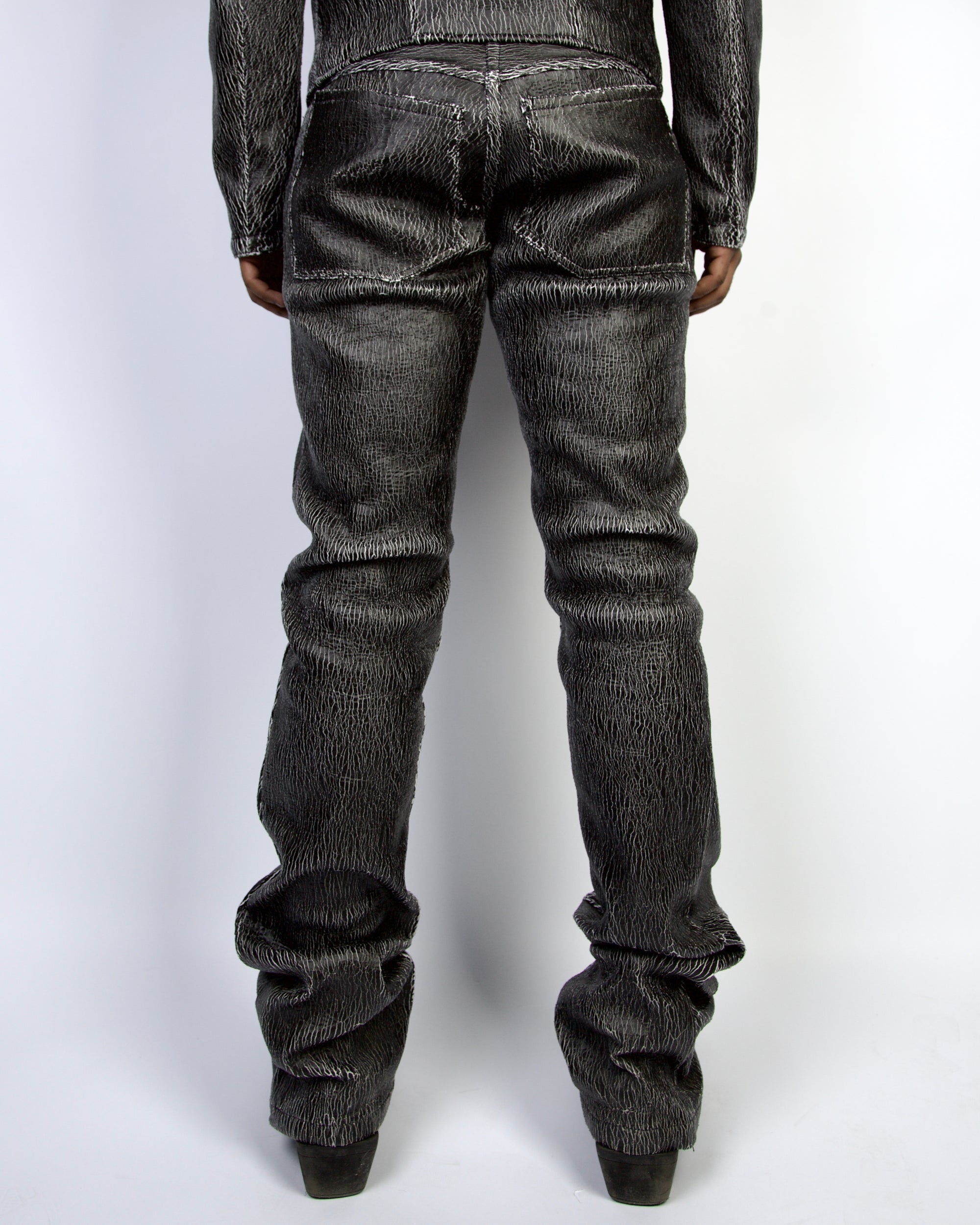 Cracked Leather Pants (black)