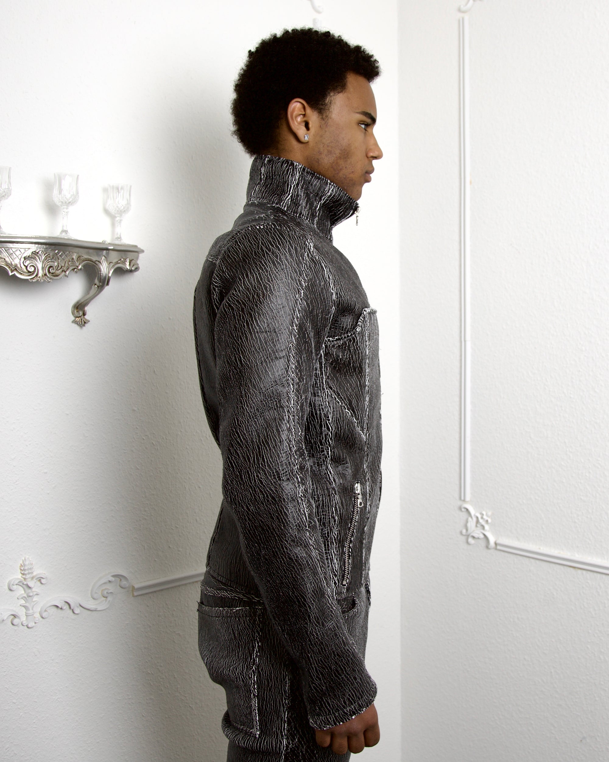 Cracked Leather Jacket (black)