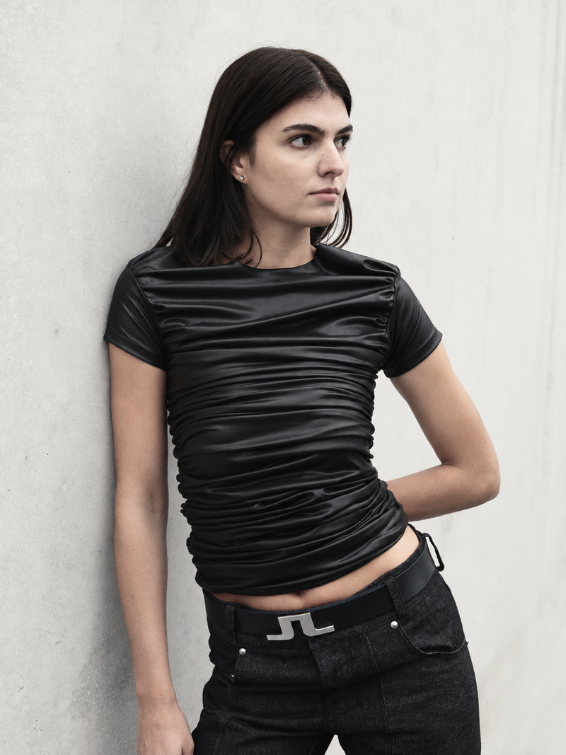 Drape T-Shirt Leather Without Collar Sample