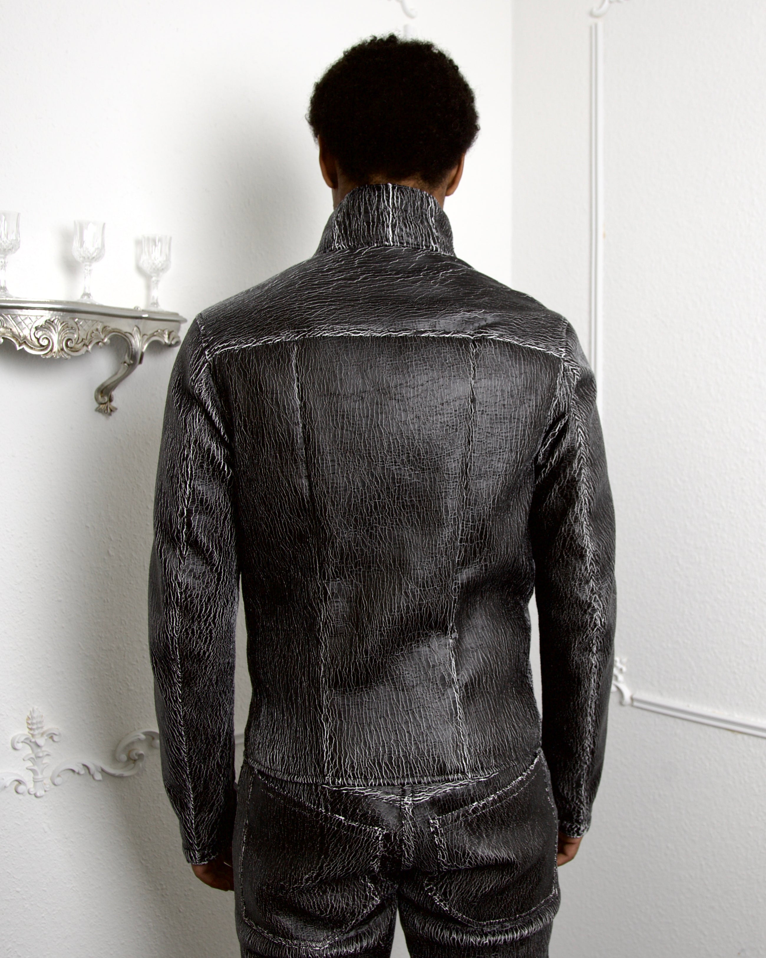 Cracked Leather Jacket (black)