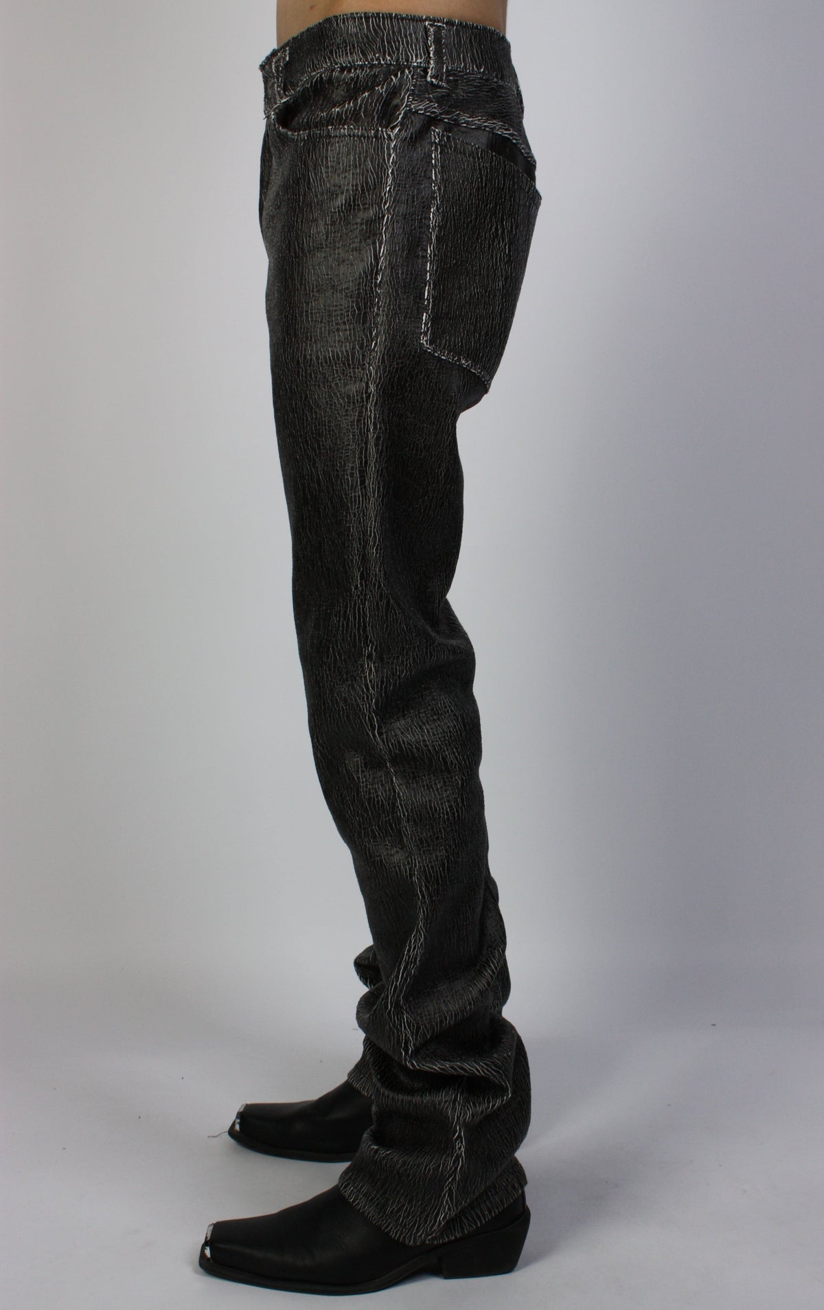 Cracked Leather Pants (black)