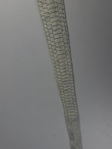 White-Snake-Tie Sample
