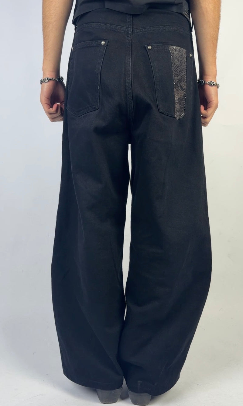 Baggy Jeans Sample